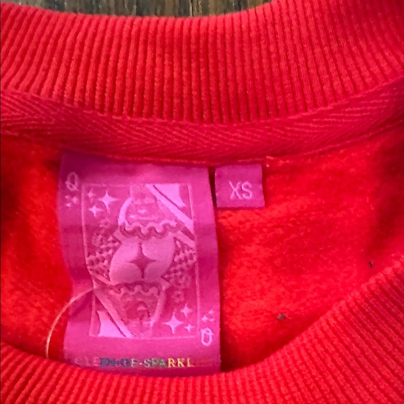 QUEEN OF SPARKLES Red Letters to Santa - Picture 3 of 5